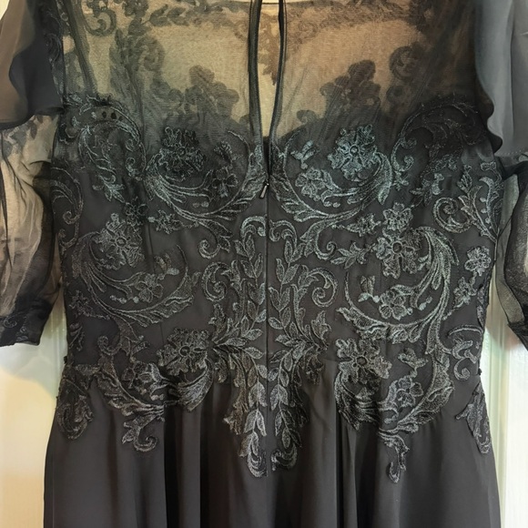 NWT Black Lace Evening Gown - Picture 6 of 8